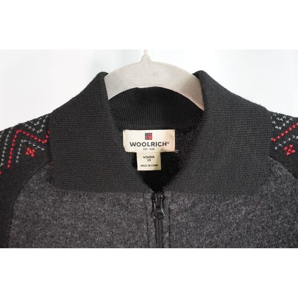 Women's XS Woolrich Embroidered Grey Collared Wool‎ Zippered Sweater Jacket - Picture 3 of 10